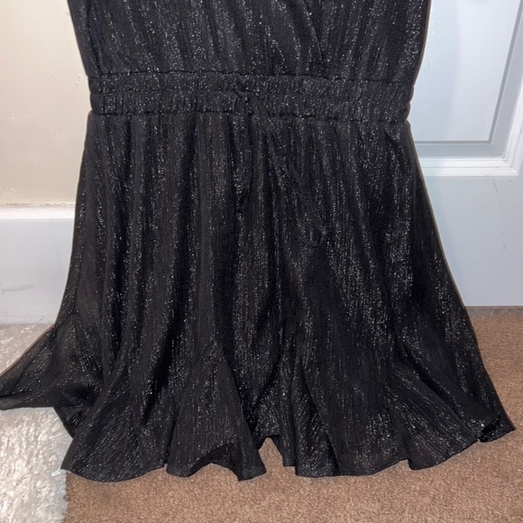 Francesca’s Romper - Picture 4 of 5